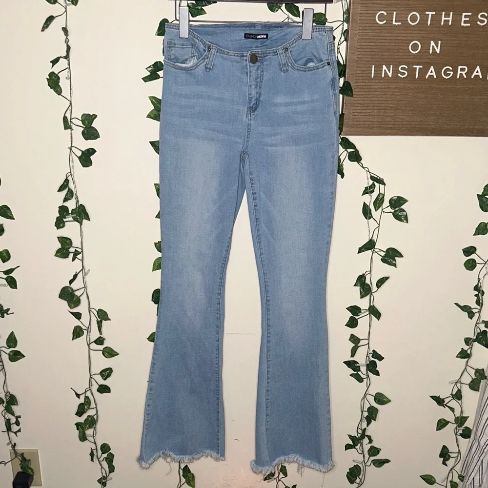 Fashion Nova Lowrise Bootcut Flare Jeans
